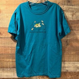 "Sofa King Awesome" shirt men's medium